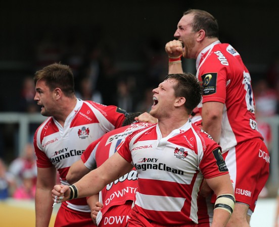 Victory cry: Try-scorer Darren Dawiduik (front) celebrates as Gloucester snatch a late win. (Photo: Getty Images)