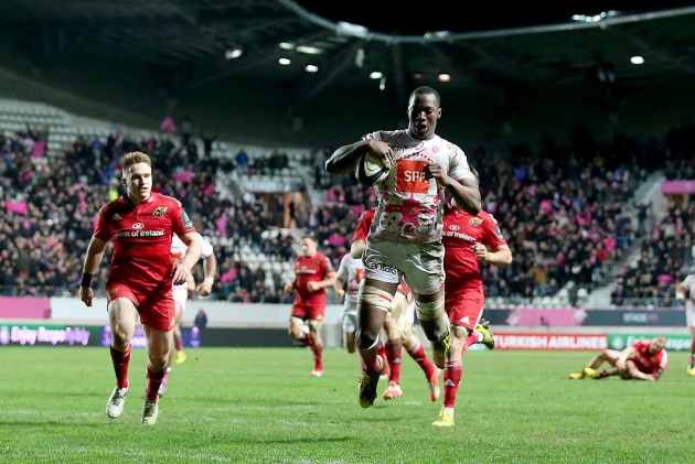 Running man: Sekou Macalou gets set to touch down his magical try. (Photo: Inpho)