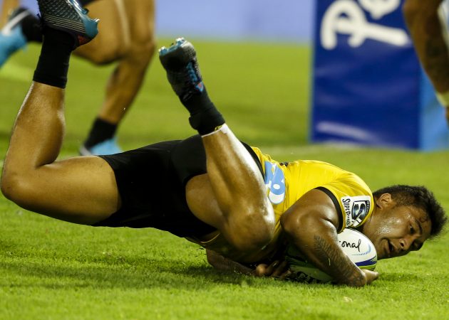 WATCH: Vince Aso Scores Gravity-Defying Try For Hurricanes