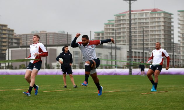 Joe Cokanasiga in training