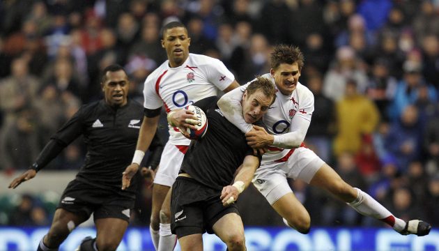 Toby Flood high-tackles Jimmy Cowan, 2008