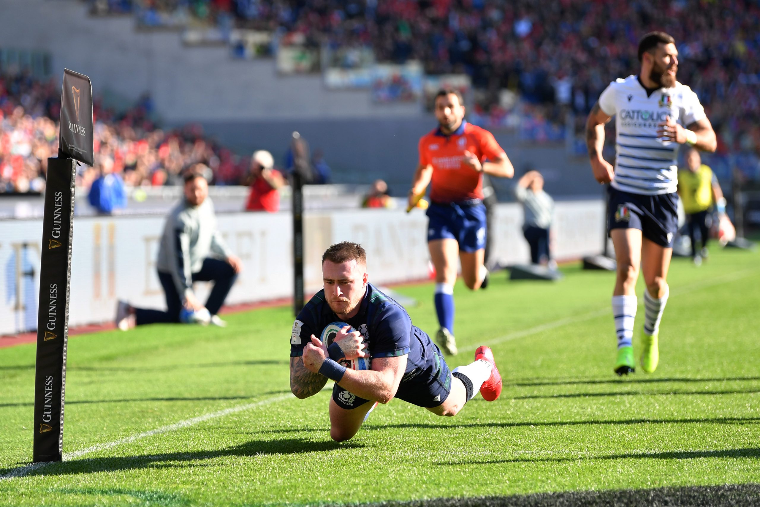 Stuart Hogg scores scorching try in Rome sunshine