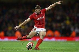 Leigh Halfpenny: How to kick for goal