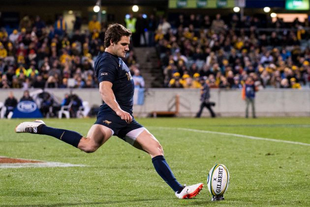 Who has the most beautiful kick in world rugby?