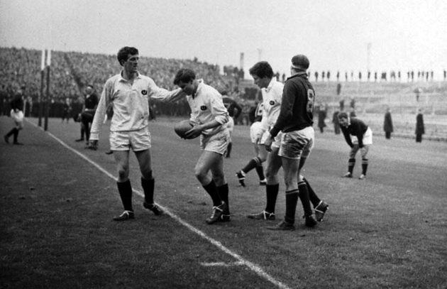 Ian Smith after scoring try v South Africa 1969