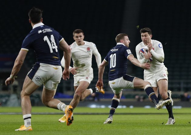 Finn Russell gets yellow card for tripping against England