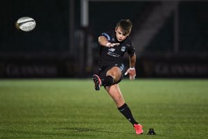 Glasgow fly-half Ross Thompson