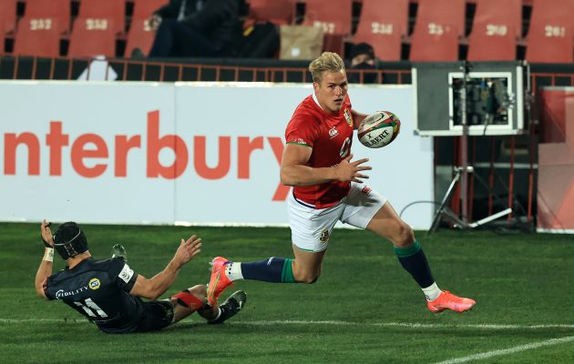Duhan van der Merwe try