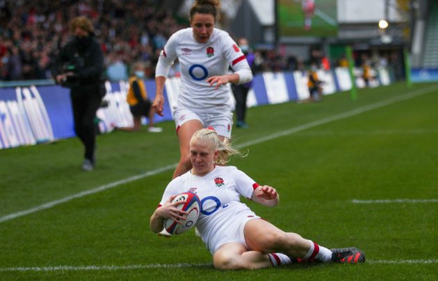 Heather Cowell scores double on Red Roses debut