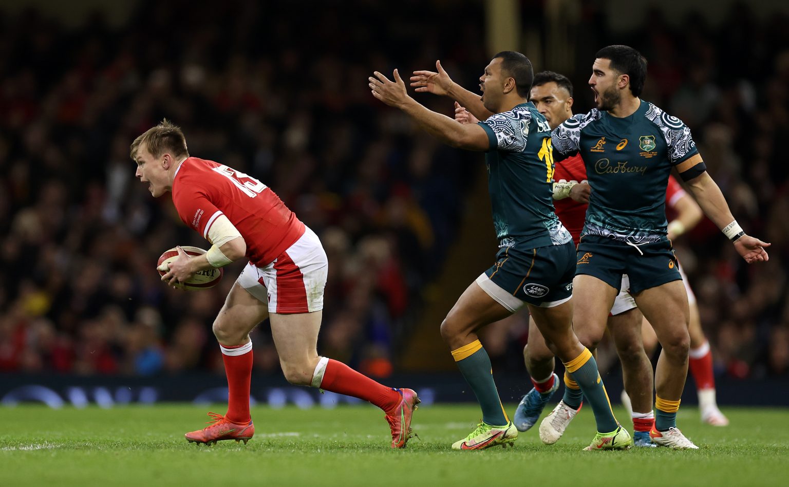 Did Nick Tompkins knockon or not against Wallabies? Rugby World