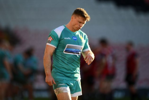 Chris Ashton signs