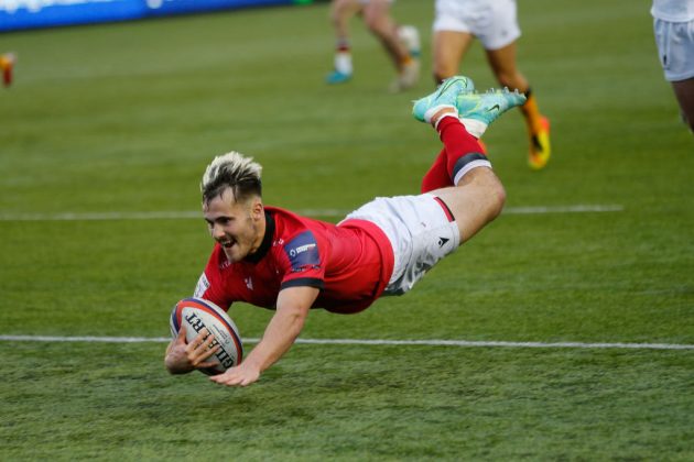 Newcastle wing Iwan Stephens