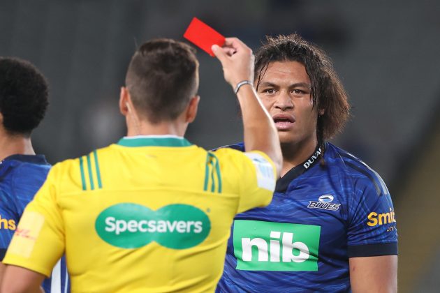 Face-off: Should the 20-minute red card be introduced globally?
