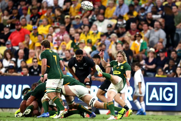 Springboks kick
