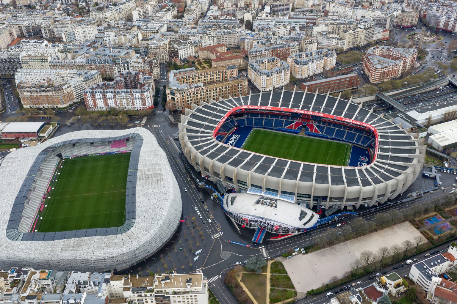 Remarkable Rugby Grounds hitting the spot – a Rugby World book review