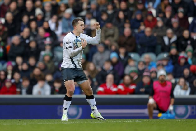 Should players be allowed to call for the mark in their own half?