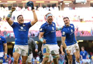 Juan Ignacio Brex, Niccolo Cannone and Edoardo Padovani of Italy celebrate victory over Wales after the Six Nations Rugby match between Wales and Italy at Principality Stadium on March 19, 2022 (Getty Images)
