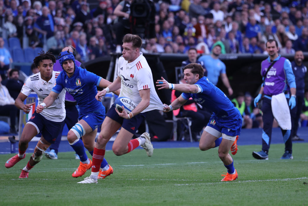Who is Léo Barré? The French full back who had a worldie against Italy in the Six Nations