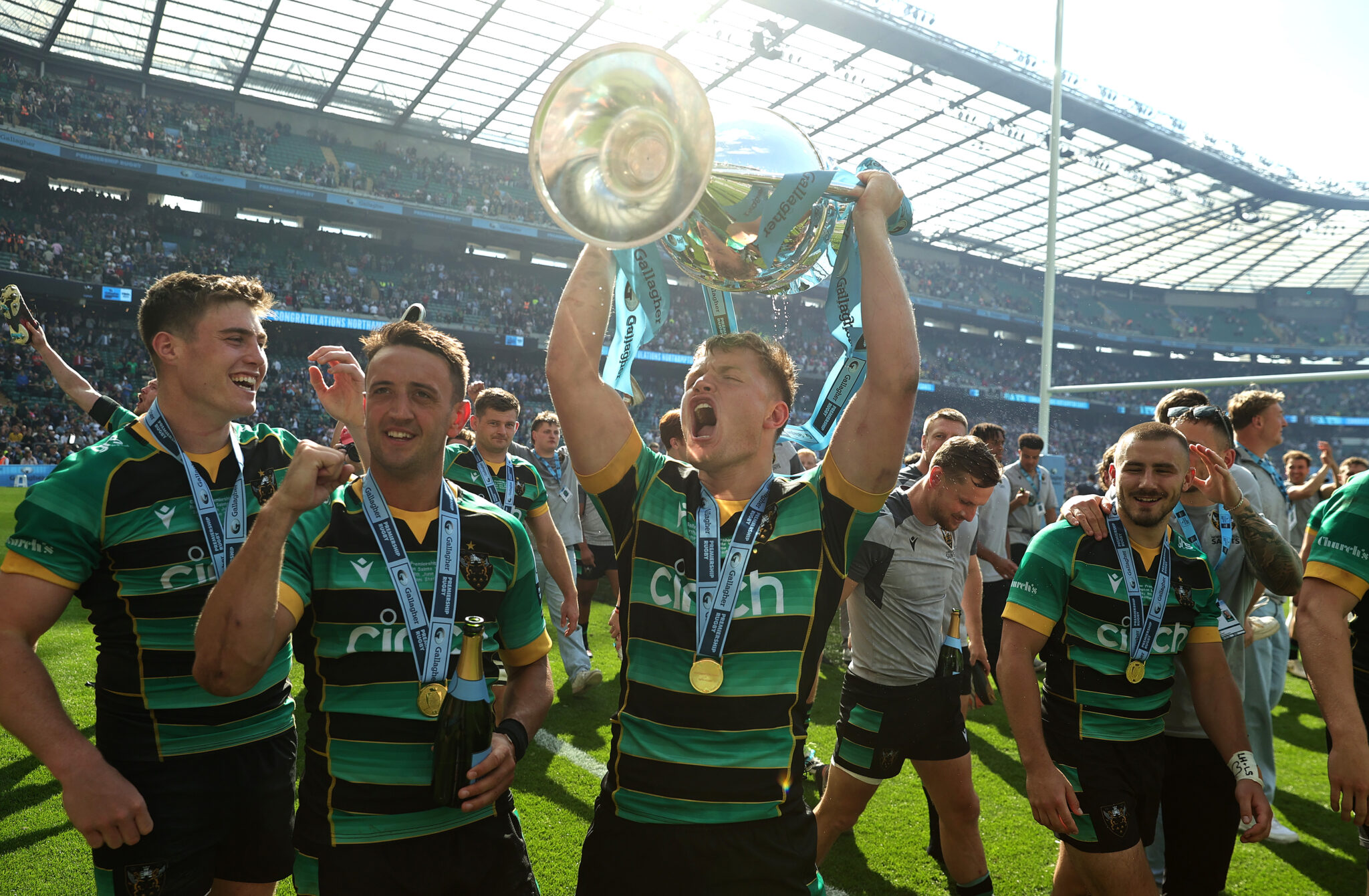 “Am I just a good club player?” How Fin Smith conquered his mental doubts on the international stage to be on cusp of European glory