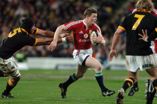 Brian O’Driscoll of the British & Irish Lions runs with the ball against Wellington Lions in 2005