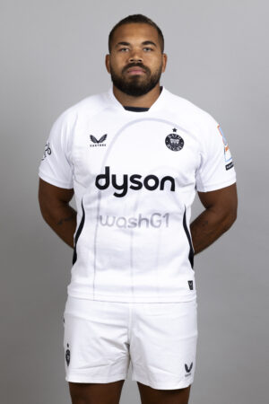 Ollie Lawrence of Bath Rugby in the 2025-26 away jersey. (Photo by Harry Murphy/Getty Images)