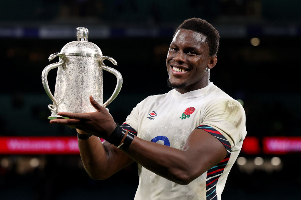 When was the last time England beat Scotland at Murrayfield?