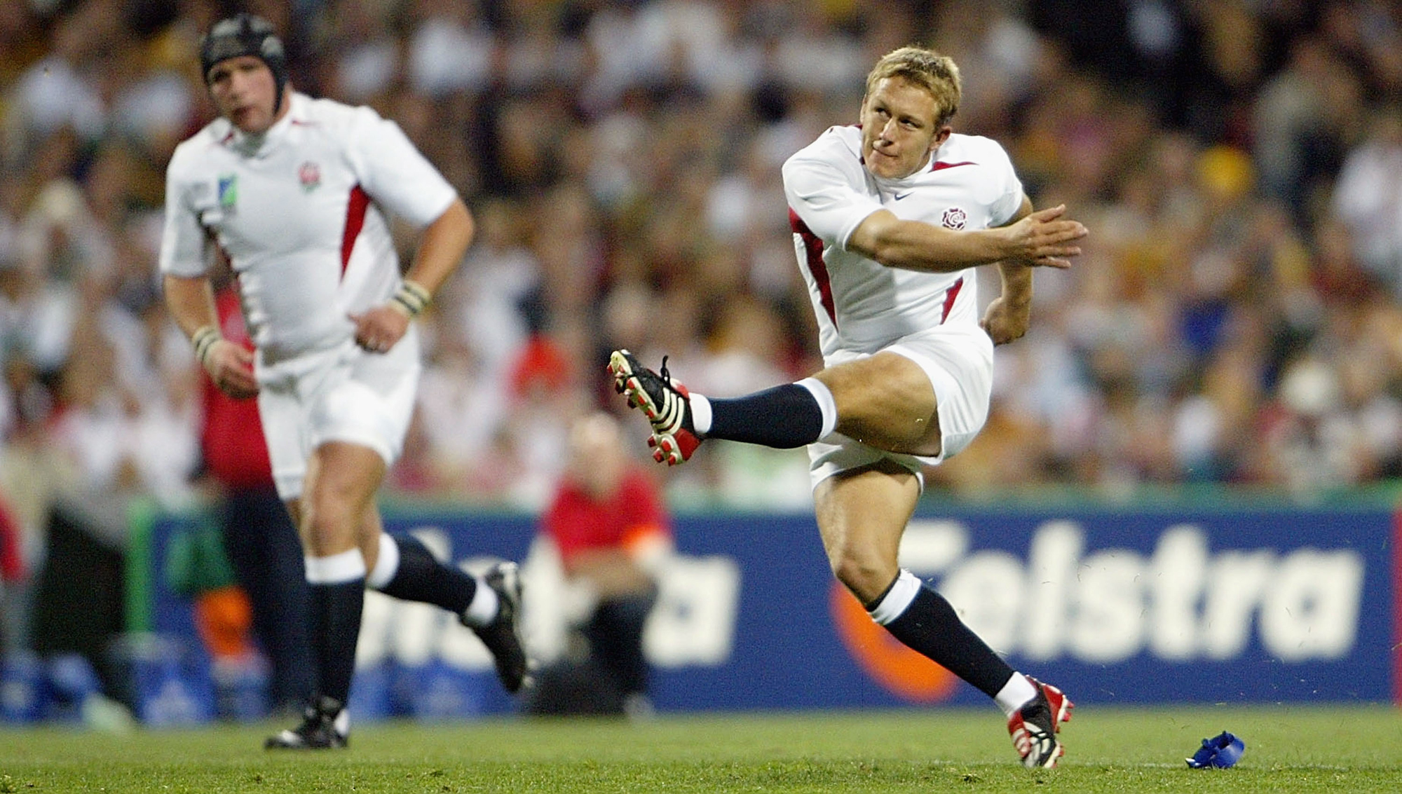 “I don’t look back on my England career with huge fondness. A lot of the time I felt I was filling a space until Jonny Wilkinson came back”: The fly-halves who battled Jonny Wilkinson for England’s No 10 shirt