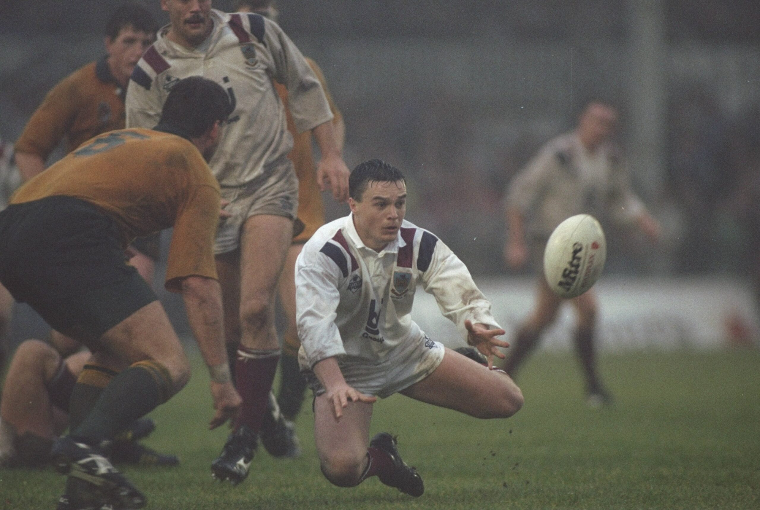 Tony Clement of Swansea passes the ball during the match against Australia in Swansea, Wales. Swansea won the match 21-6. (Gray Mortimore/Allsport)