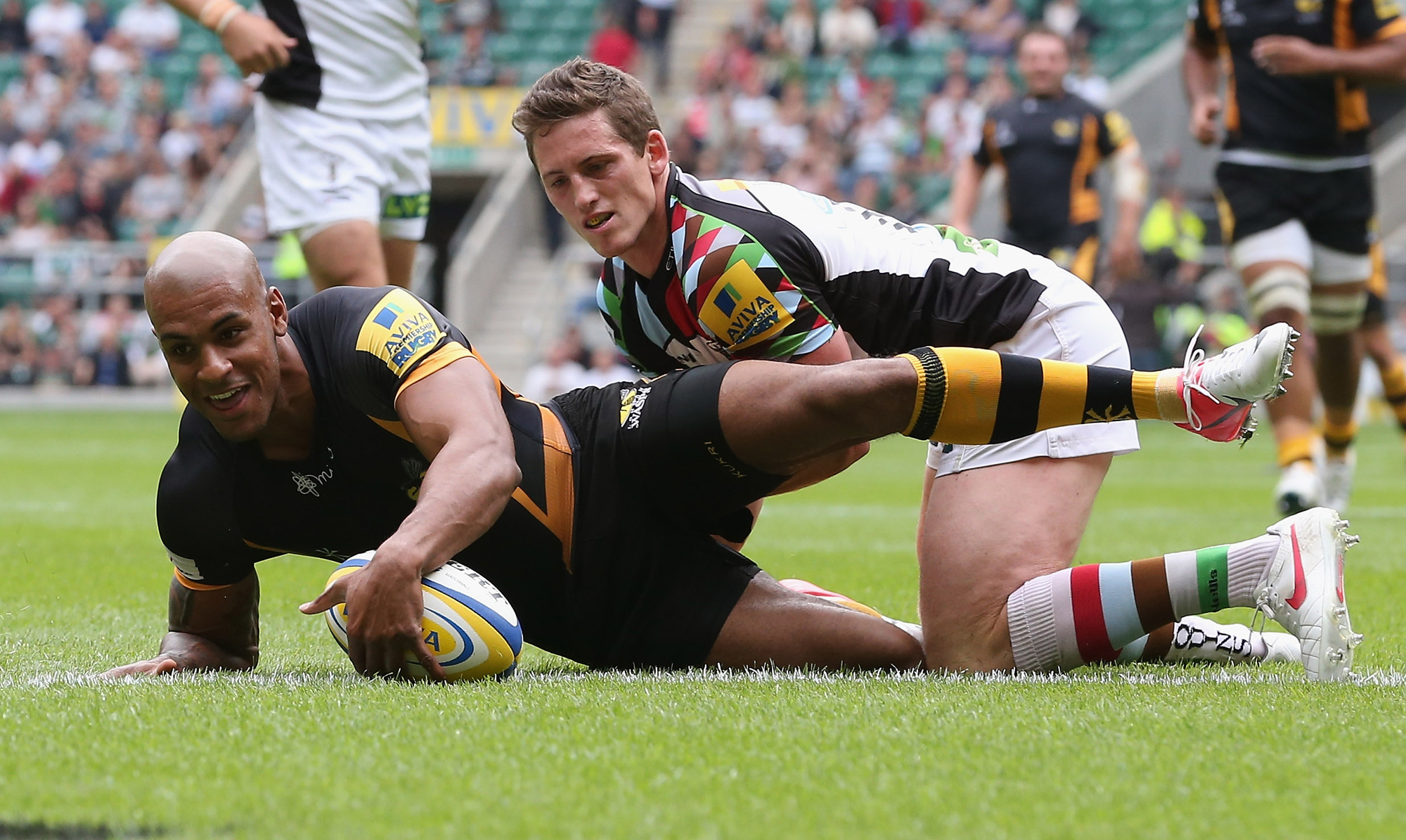 Wasps' Tom Varndell scores a try during a 2012 match against Harlequins.